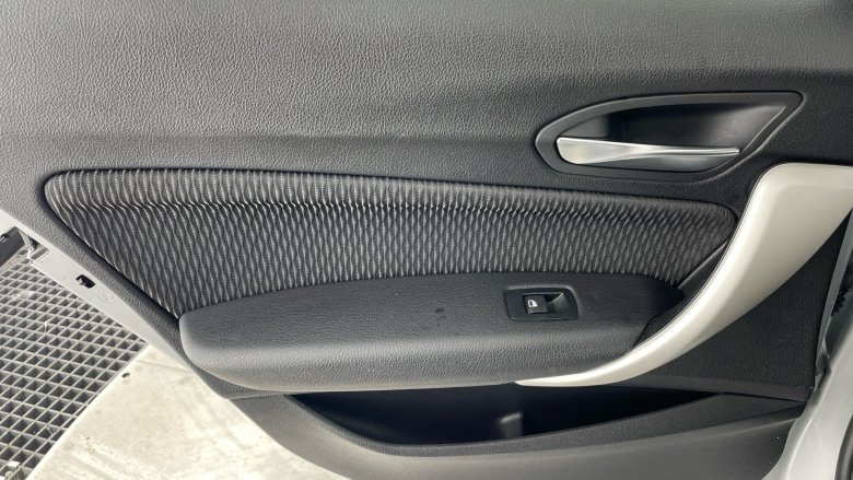 BMW 1 Series 118i [1.5] SE 5dr [Nav] Petrol Hatchback